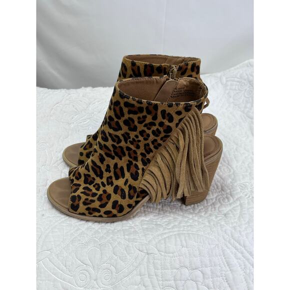 Very Volatile Cheetah Print Block Heel Sandals - Size 7 - Picture 8 of 12